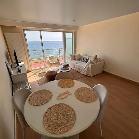 Ti Land, Petit Paradis Face Mer, Apartment *